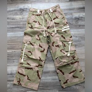 New With Tags Women’s POL Camouflage Cargo Pants